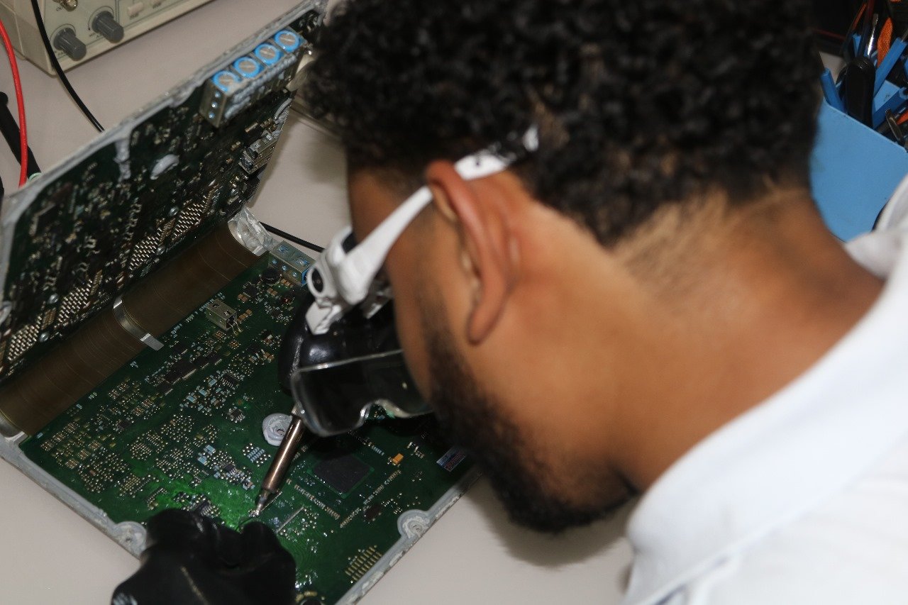 SOLDAGEM DE COMPONENTE